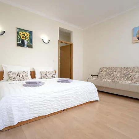 Apartment Josi - 200 M From Sea *