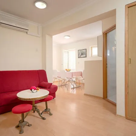 Josi - 200 M From Sea *