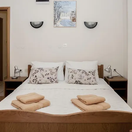 Apartment Josi - 200 M From Sea