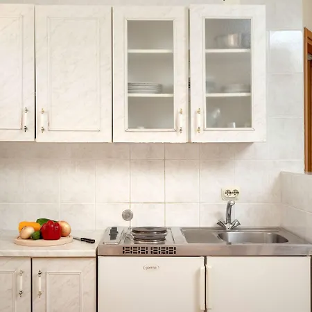 Josi - 200 M From Sea Apartment *