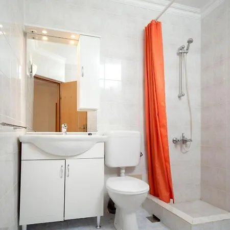 Apartment Josi - 200 M From Sea *