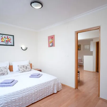 Josi - 200 M From Sea Daire