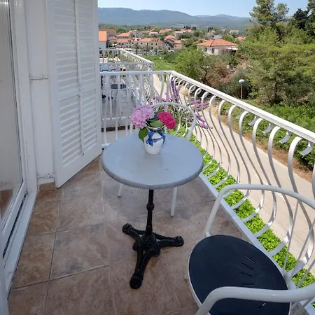 Josi - 200 M From Sea *