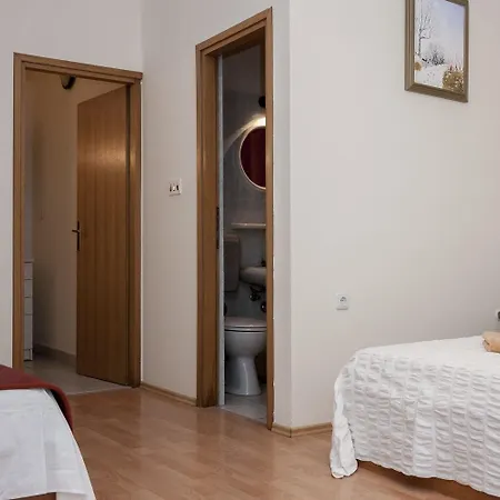 Josi - 200 M From Sea Daire Vrboska