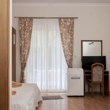 Josi - 200 M From Sea Vrboska