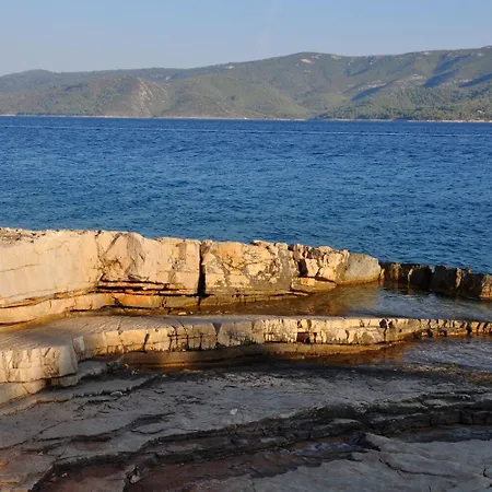Josi - 200 M From Sea * Vrboska